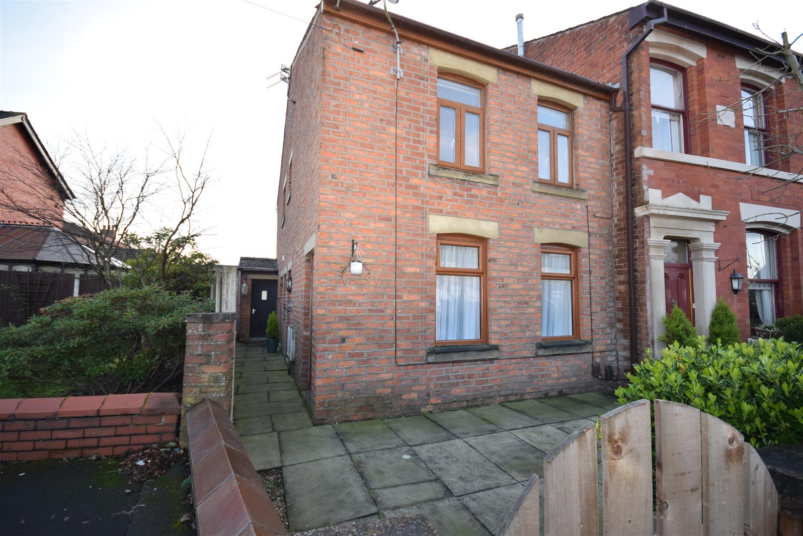 Estate Agents Preston and South Ribble Area Lostock Hall Holdens